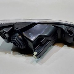 LAMPA REFLEKTOR PRZÓD LEWY PEUGEOT 206 98-02r. 20-5760