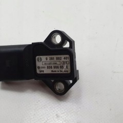 AUDI A4 B8 CZUJNIK DOŁADOWANIA TURBINY