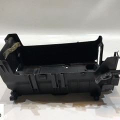 OPEL INSIGNIA A PODSTAWA AKUMULATORA 13330951