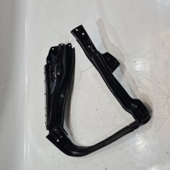 OKULAR PASA PRZEDNIEGO LAMPY LEWY MERCEDES W251 08r