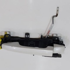 KLAMKA ZEWNĘTRZNA PRZÓD PRAWY TOYOTA VERSO 09-18r 070