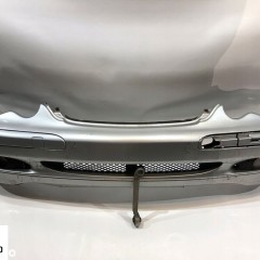 MERCEDES W203 ZDERZAK PRZÓD PRZEDNI 2003