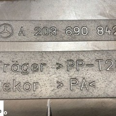 MERCEDES W203 BOCZEK BAGAŻNIKA PRAWY KOMBI