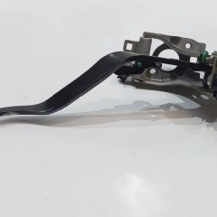 PEDAŁ SPRZĘGŁA TOYOTA VERSO 13-18r LIFT
