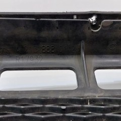 ATRAPA GRILL STELAŻ MERCEDES E KLASA W213 A2138880123