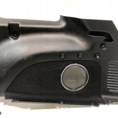 GRAND CHEROKEE WK2 BOCZEK BAGAŻNIKA PRAWY