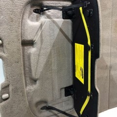 VOLVO V50 WYKŁADZINA PODŁOGA BAGAŻNIKA JASNA KOMBI