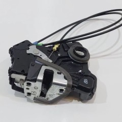 ZAMEK DRZWI PRZÓD PRAWY TOYOTA VERSO 09-18r 4 PIN EUR