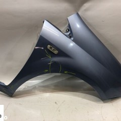 GRANDE PUNTO BŁOTNIK PRAWY PRZÓD 05-11 457/B