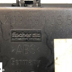 MERCEDES W203 POPIELNICZKA PRZÓD PRZEDNIA DREWNO