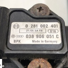 VW EOS 2.0TDI INTERCOOLER CZUJNIK DOŁADOWANIA OE