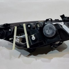 LAMPA REFLEKTOR PRZÓD LEWY PEUGEOT 307 01-08r. 20-B224