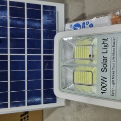 Lampa solarna VÖGLER GmBh 100W neutral, sensor zmierzchu