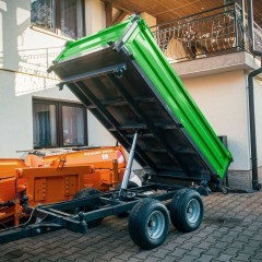 Przyczepa rolnicza do ciągnika dwuosiowa 2,5t z kiprem TANDEM yanmar