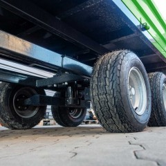 Przyczepa rolnicza do ciągnika dwuosiowa 2,5t z kiprem TANDEM yanmar