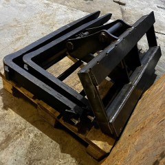 Widły, kareta do koparki 6-9t