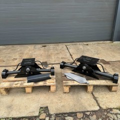 Zawias hydrauliczny do wspawania 3,6-5,5t