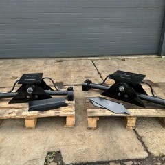 Zawias hydrauliczny do wspawania 3,6-5,5t