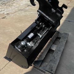 Łyżka skarpowa hydrauliczna 100cm 1,6t-2,5t. Podwójny siłownik.