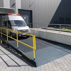 Rampa BUS podwyzszenie dla busa rozładunek POLSKA PRODUKCJA