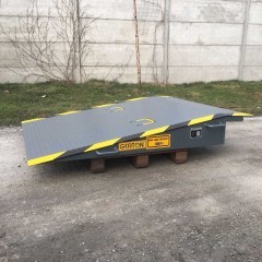 Rampa przenośna do rozładunku kontenerów