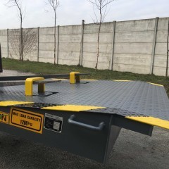 Rampa przenośna do rozładunku kontenerów