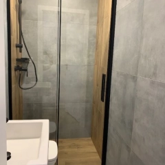 Domki , pokoje , apartenty . Wypocznij nad jeziorem z Apartamentami Orla .