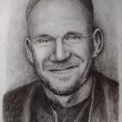 Portret ze zdjęcia ołówkiem lub kredkami elegancki i wzruszający prezent 