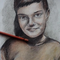 Portret ze zdjęcia ołówkiem lub kredkami elegancki i wzruszający prezent 
