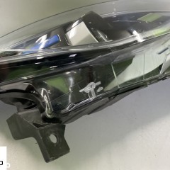 Lampa prawa przód RENAULT SOE II 18-