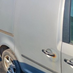 VW Caddy drzwi przesuwne prawe