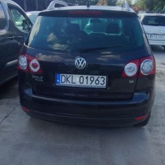 VW Golf V Plus religii dachowe