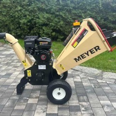 Rębak spalinowy do gałęzi Meyer R10SL