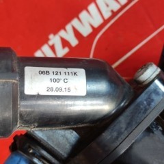 Termostat Obudowa Termostatu z Rurkami z Audi A4 B6 2.0 ALT Automat 02