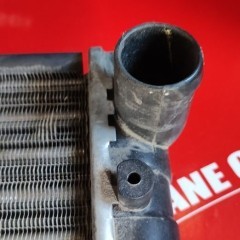 Chłodnica Układu Chłodzenia Cieczą Manual THERMOTEC VW Golf 3 Vento