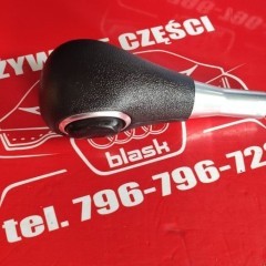Gałka Zmiany Biegów Automat Czarna z Audi A4 B6 2.0 B 02 Blask Gołdap