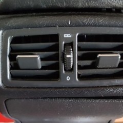 Podłokietnik Skórzany Czarny z Tunelem Środkowym Mercedes W210 E Sedan