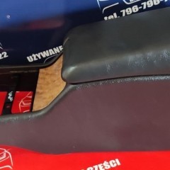 Podłokietnik Skórzany Czarny z Tunelem Środkowym Mercedes W210 E Sedan