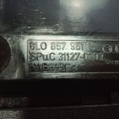 Popielniczka Tunelu Środkowego Czarna Audi A3 8L Lift 3 Drzwi