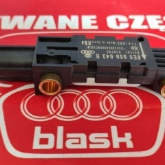 Czujnik Uderzeniowy Audi A4 B7 2.0 TDI Kombi 2005r Manual Europa