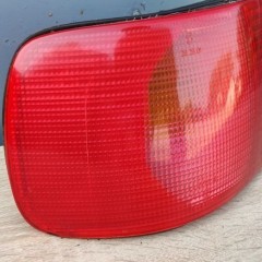 Lampa Lewa Tyl Budy Audi A8 D2 3.7 98 Blask Gołdap
