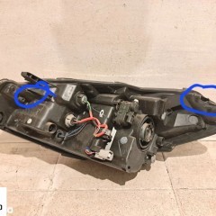 Toyota Yaris III Lift reflektor prawy prawa lampa 14-17