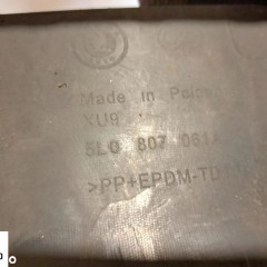 SKODA YETI LIFT 5L DOKŁADKA ZDERZAKA 5L0807061 A