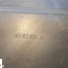 Seat Arona osłona chłodnic pasa maskownica