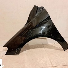 MERCEDES B-KLASA W246 A246 BŁOTNIK PRZEDNI LEWY PRZÓD 12-19