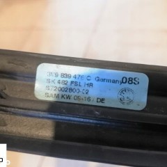 Skoda Superb III 3 listwa zgarniająca prawy przód