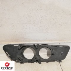 Mercedes E klasa W212 KRATKA ZDERZAKA PRAWY PRZÓD