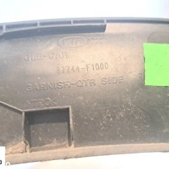 KIA SPORTAGE IV 16- LISTWA BŁOTNIKA PRAWA TYŁ