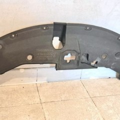 Toyota AVENSIS T27 osłona pasa przedniego 2009 - 2011