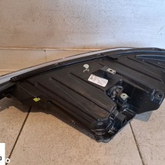 TESLA S LIFT LAMPA PRAWA PRZÓD FULL LED 105357500C